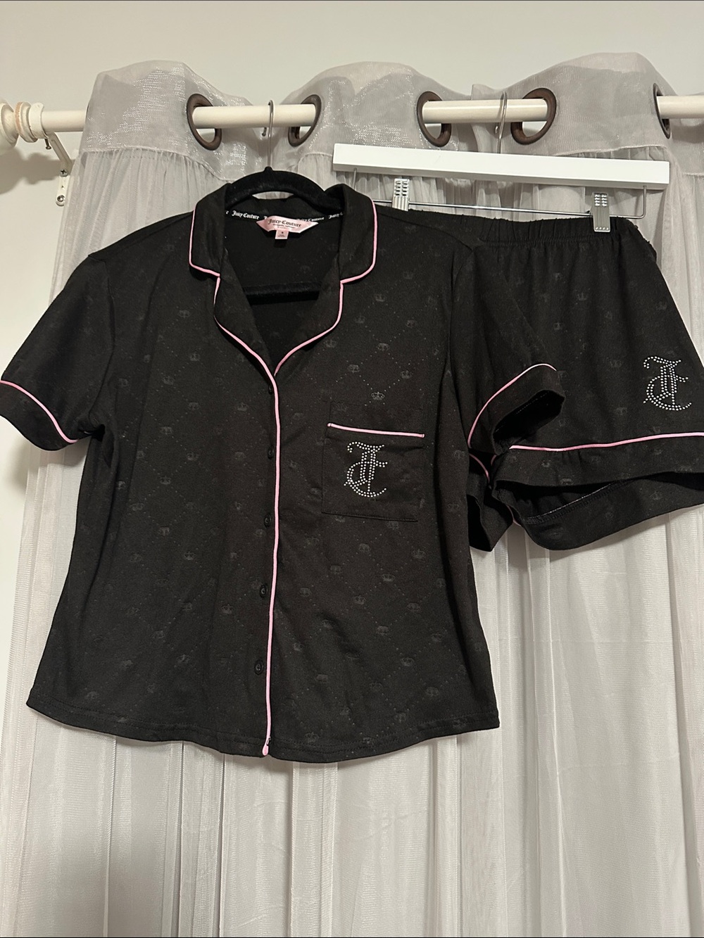 Juicy Couture Black Short-Sleeve Pajama Set with Pink Piping